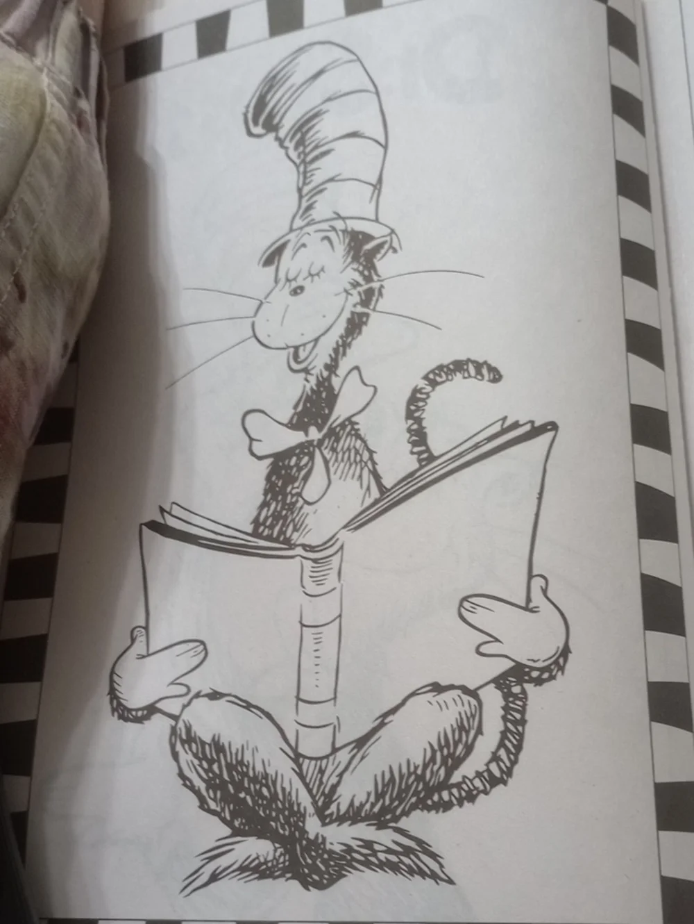 🇺🇸$5 Bundled NWT DR. SEUSS Jumbo Coloring & Activity Book -